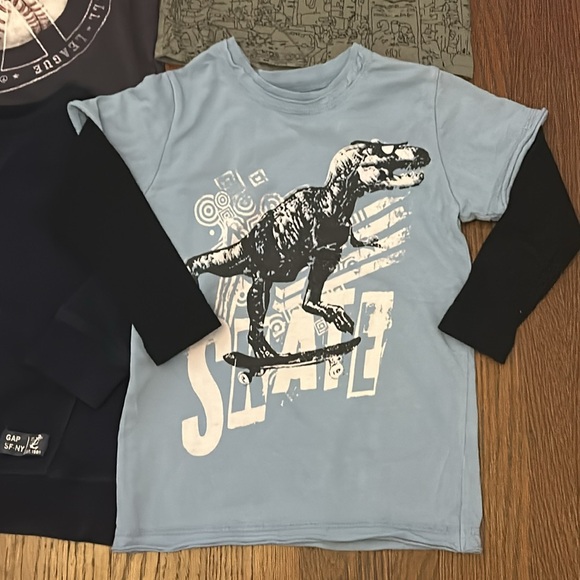 Lot of 7 Boys Shirts Size 2 EUC - Picture 8 of 8